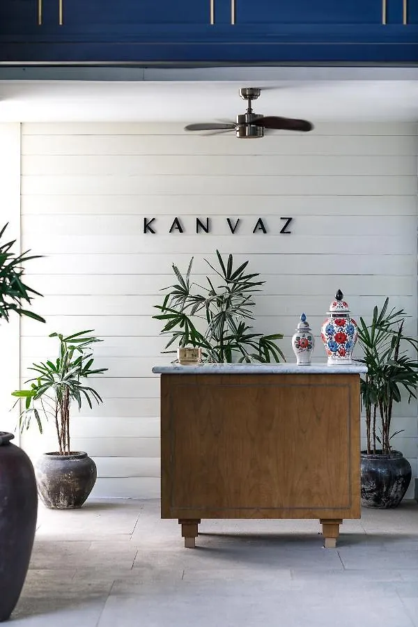 Kanvaz Village Resort Seminyak 4*, סמיניאק