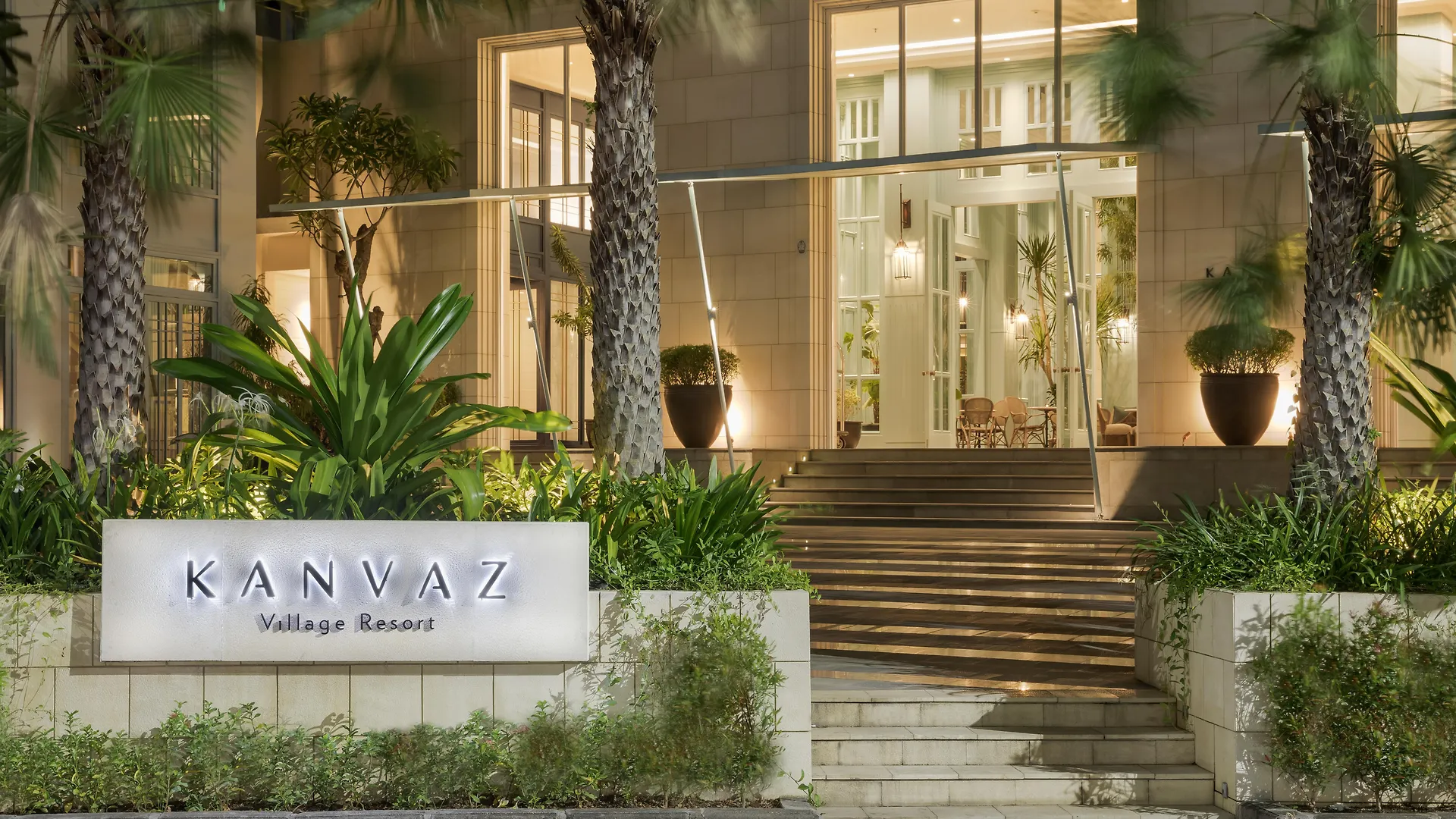 Kanvaz Village Resort Seminyak Hotel